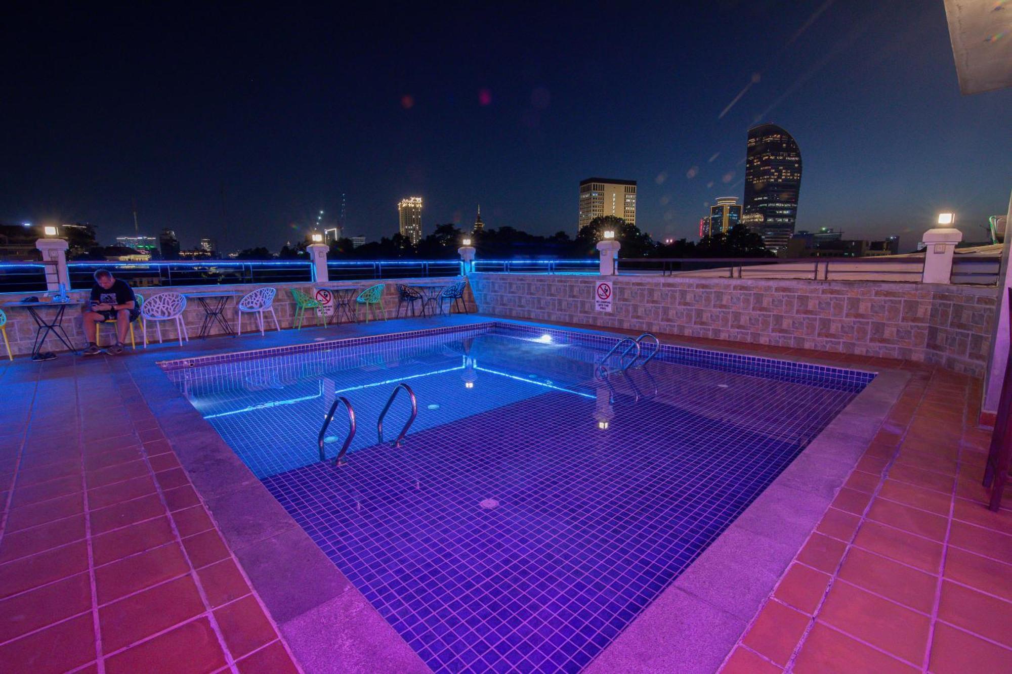 Pooltop Phnom Penh Dış mekan fotoğraf